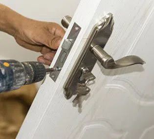 Cleveland Lock And Doors Cleveland, OH 216-606-9014 - 5a-Change-Locks